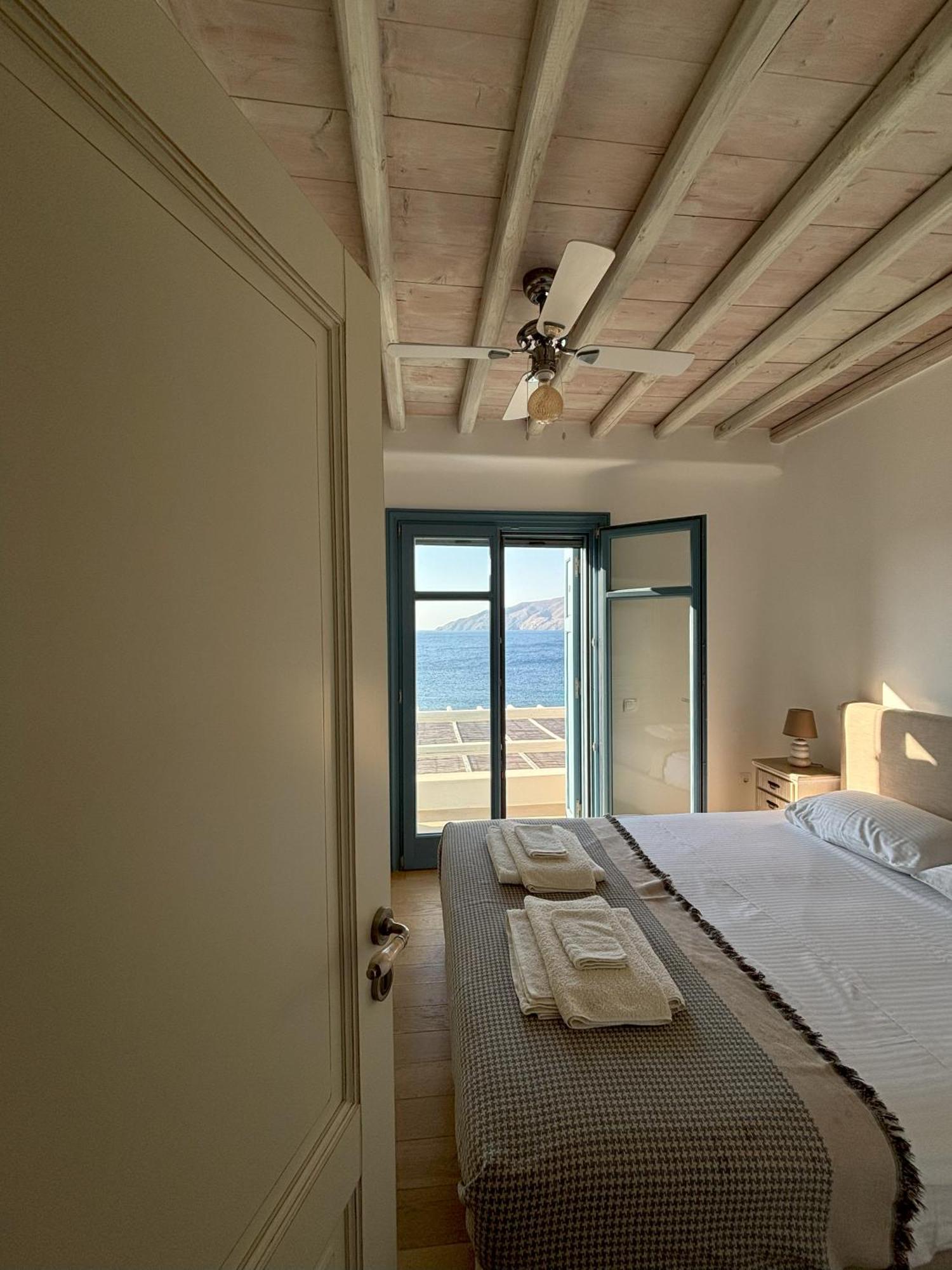 Almyra Yellow Villa Kythnos Exterior photo