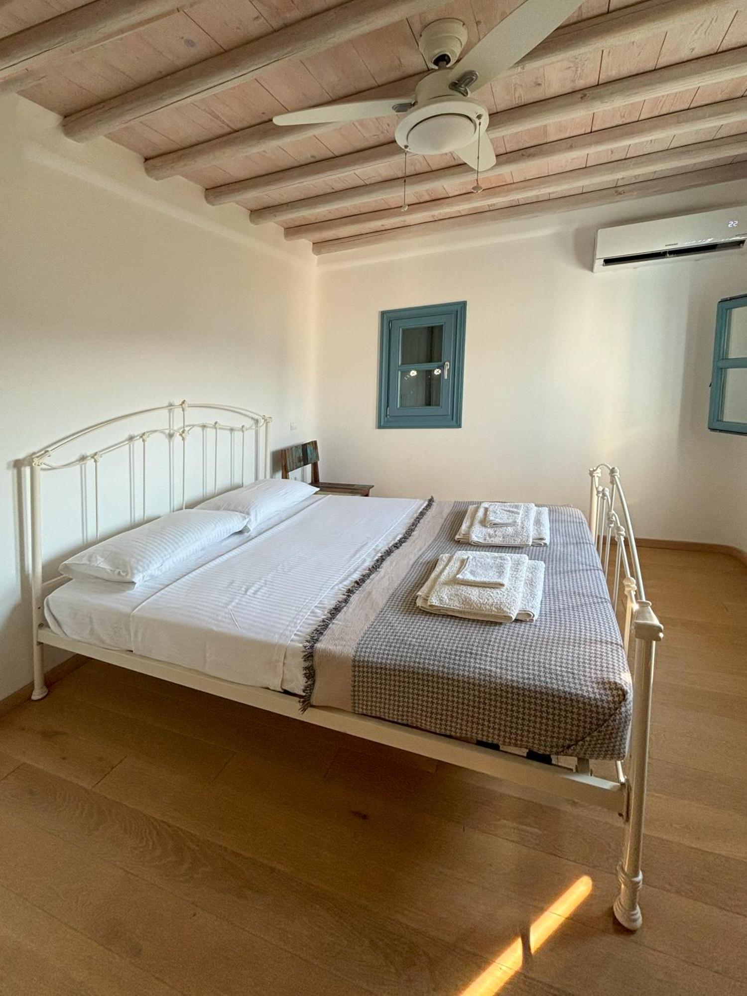 Almyra Yellow Villa Kythnos Exterior photo