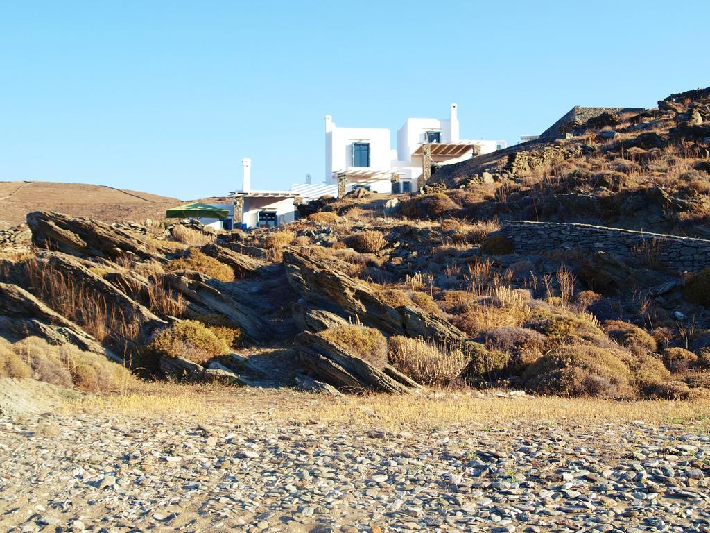 Almyra Yellow Villa Kythnos Room photo
